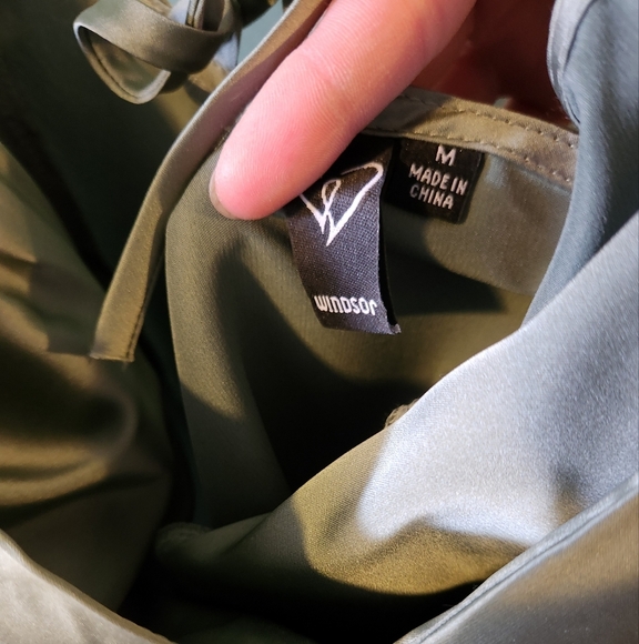 Windsor Jolie Ruffled High-Low Satin Formal Dress - Picture 11 of 12